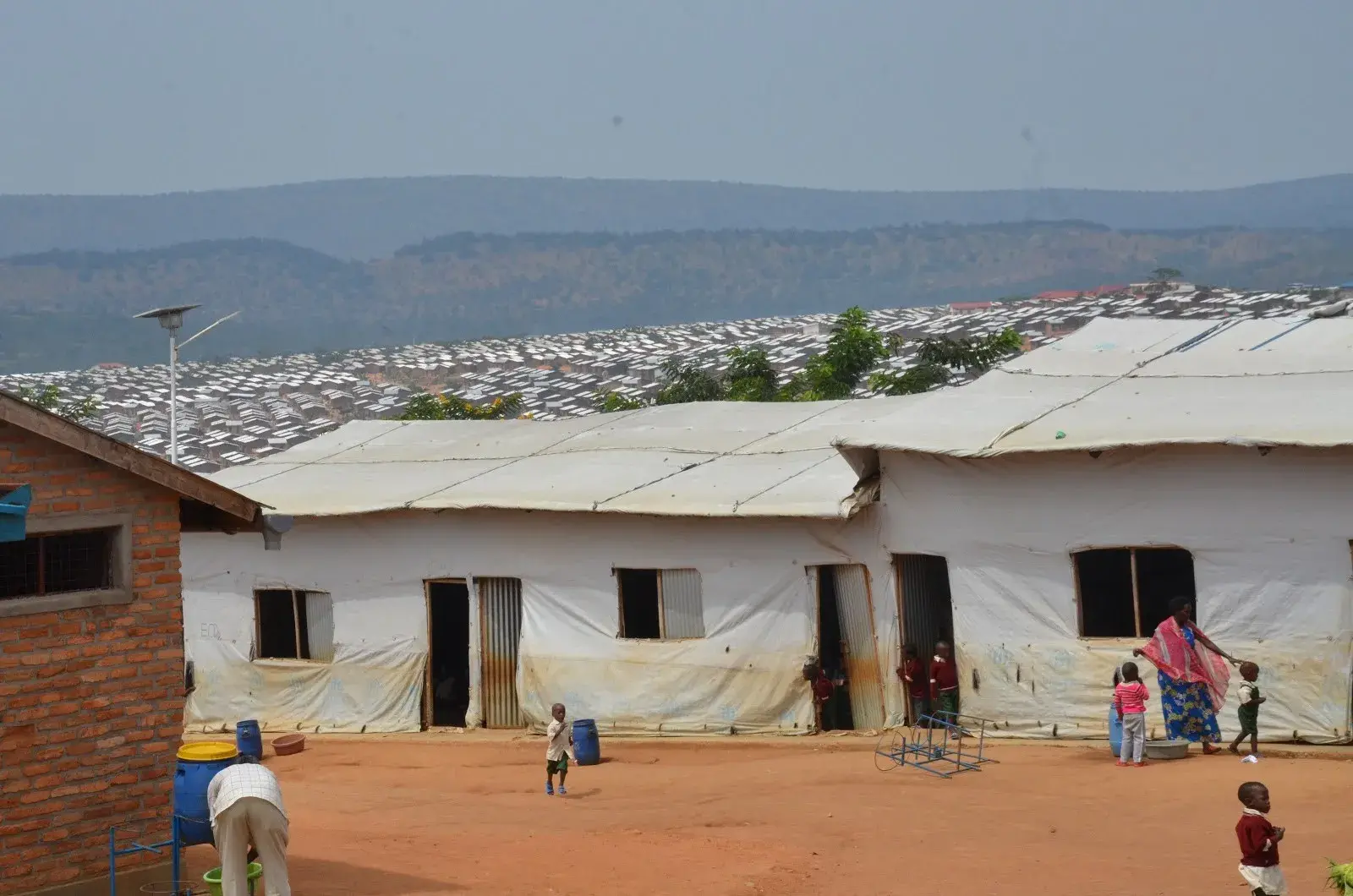 Integration of HIV/AIDS and adolescent sexual reproductive health services in Mahama Camp